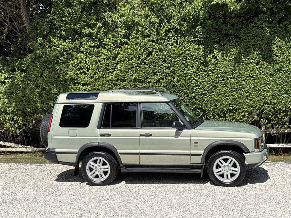 Customer photo — 2003 Land Rover Discovery looking brand new after detailing